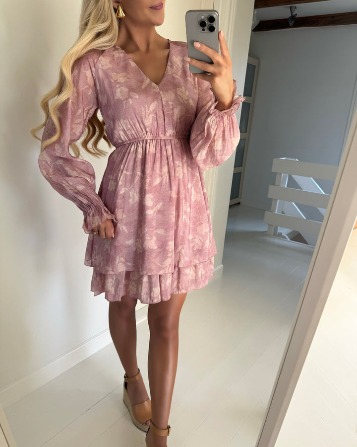 Sister's Point kjole gresla rosa