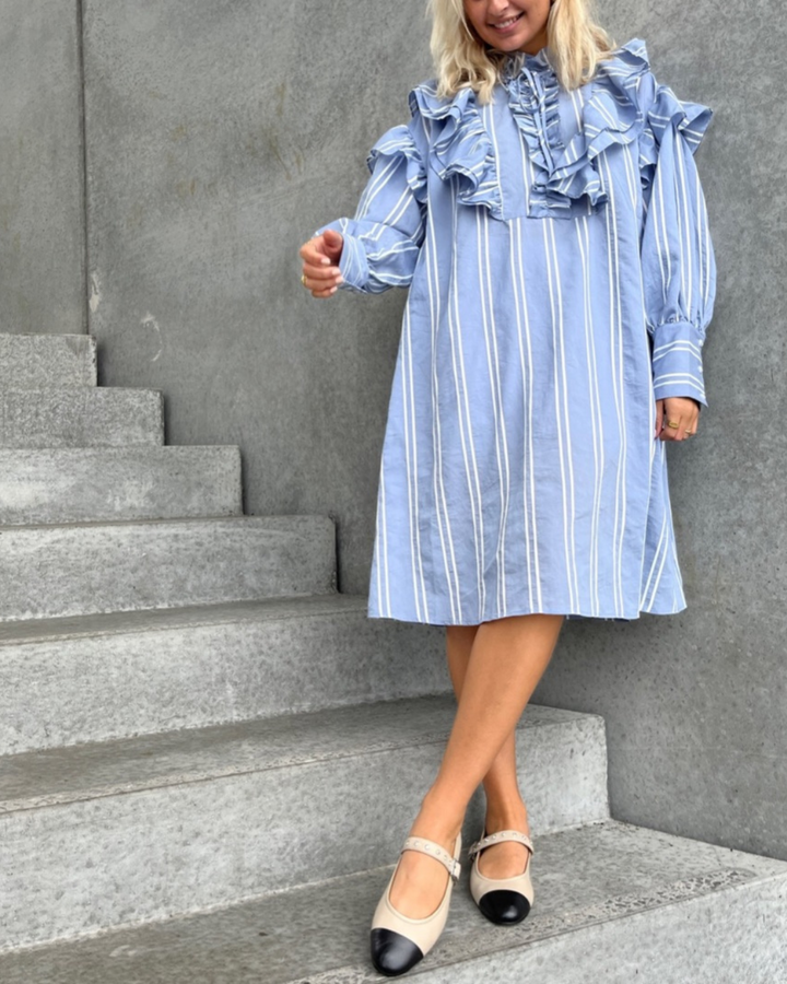 Stories from the Atelier kjole like always blue