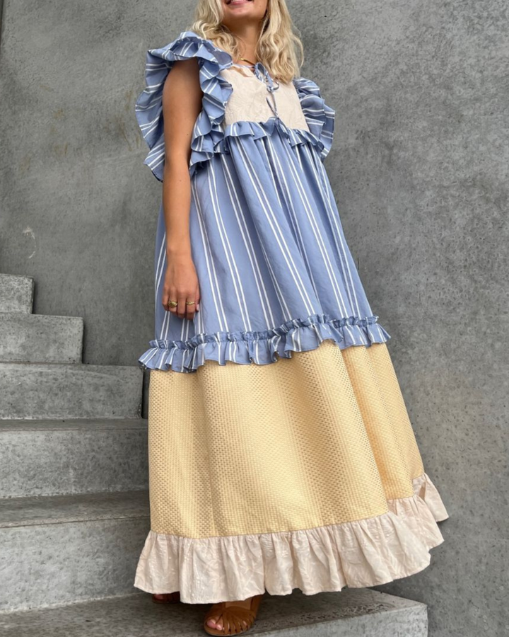 Stories from the Atelier kjole heart dance beige/light blue