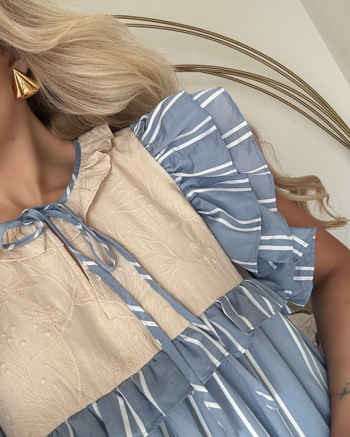 Stories from the Atelier kjole heart dance beige/light blue