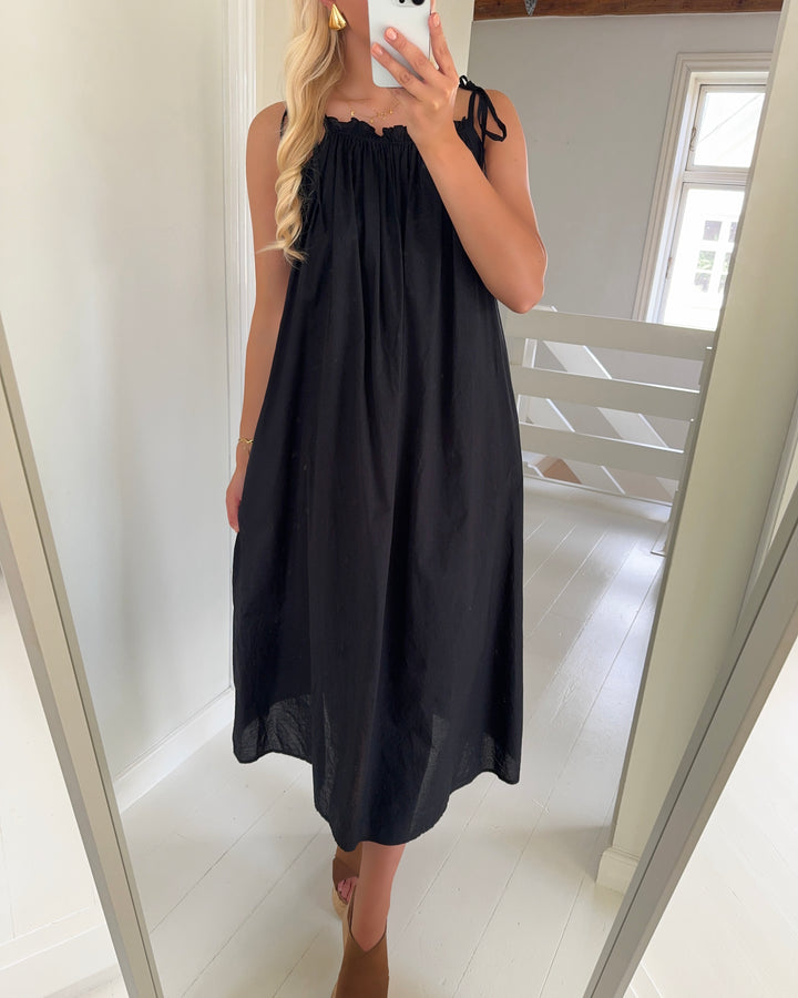 Aware by Vero Moda roxanne sl calf volume black