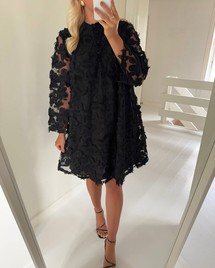 Y.A.S kjole karly 7/8 short black