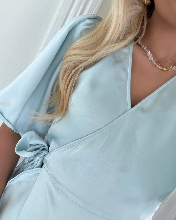 Vero Moda kjole livia ss calf wvn exp ice water