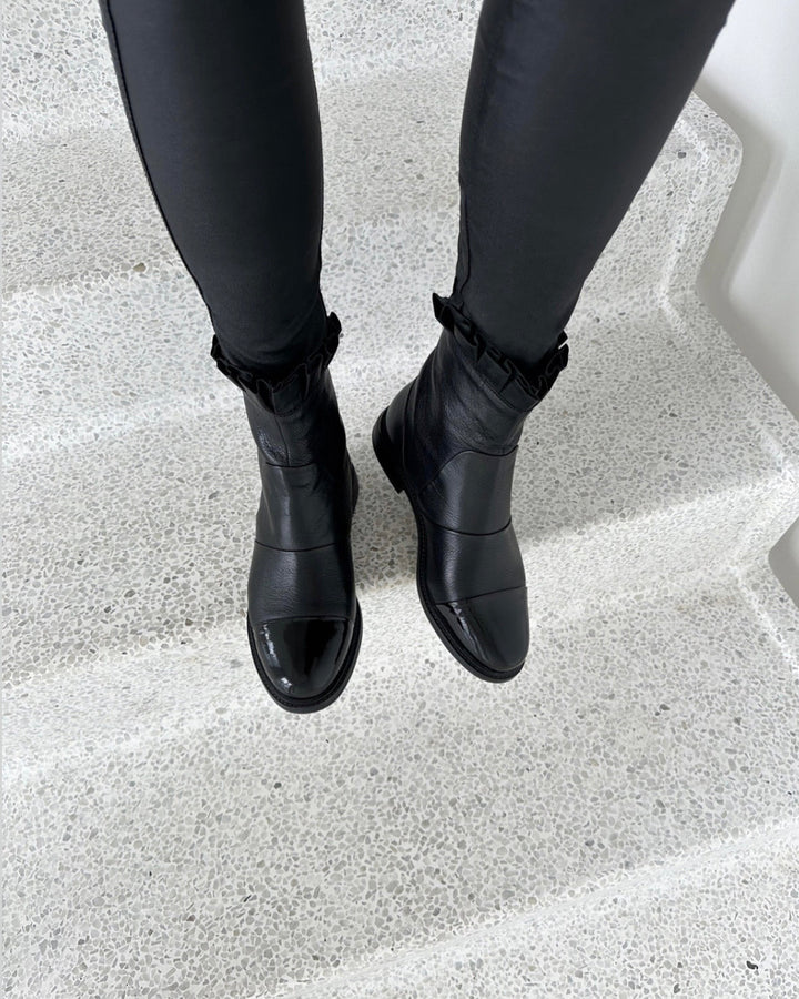 Copenhagen Shoes støvler margaret black w/patent toe
