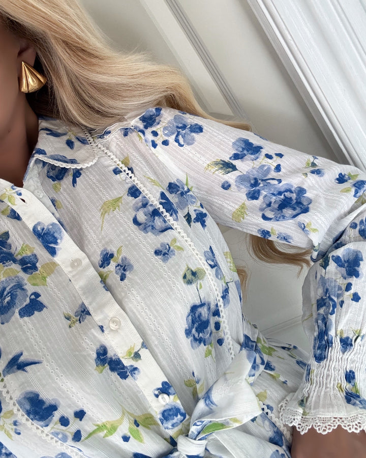 Vero Moda kjole gry ls detail short shirt wvn snow white/blue