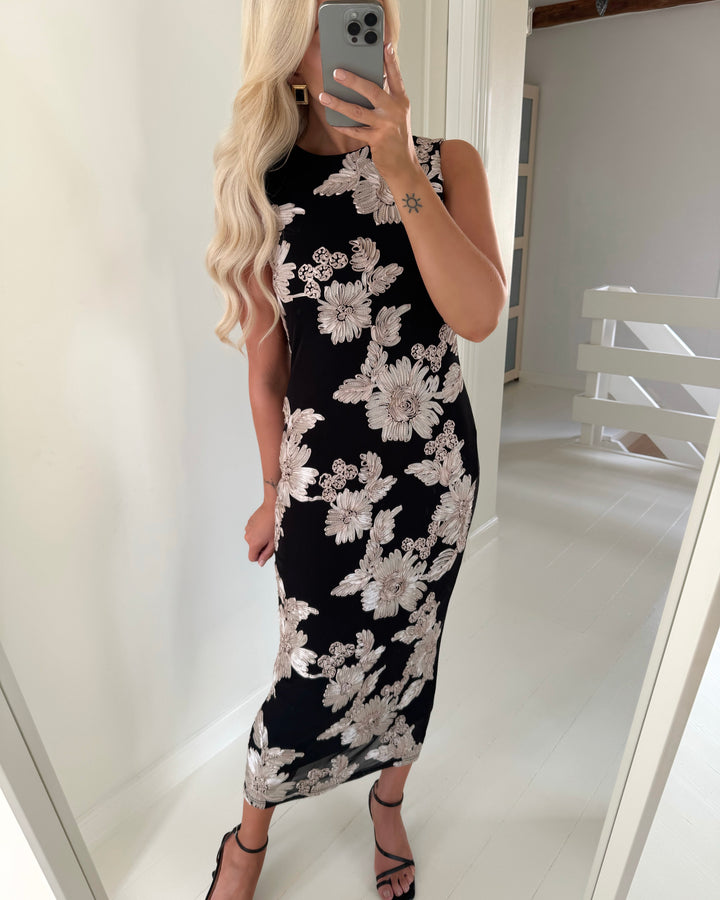 Sister's Point kjole sis-dr black/champagne