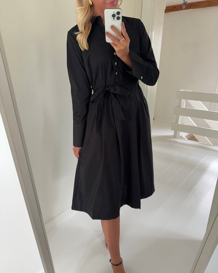 Vero Moda kjole friba ls calf black - FORUDBESTILLING LEV. UGE 45