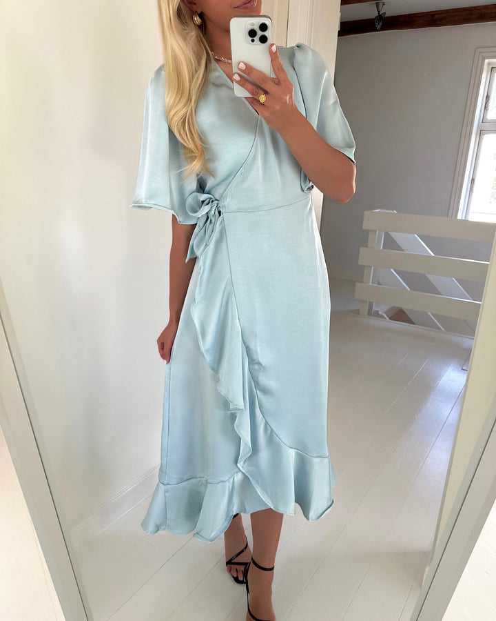 Vero Moda kjole livia ss calf wvn exp ice water