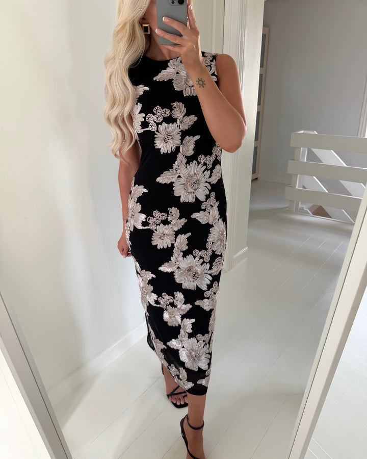 Sister's Point kjole sis-dr black/champagne