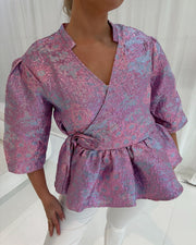 Noella bluse neva jacquard wrap lilac jacquard