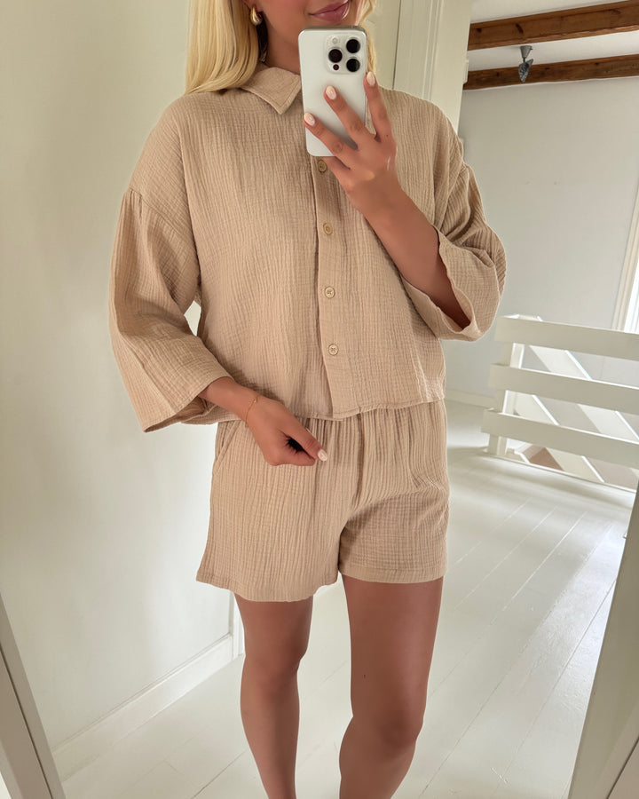 Vero Moda skjorte natali crop irish cream