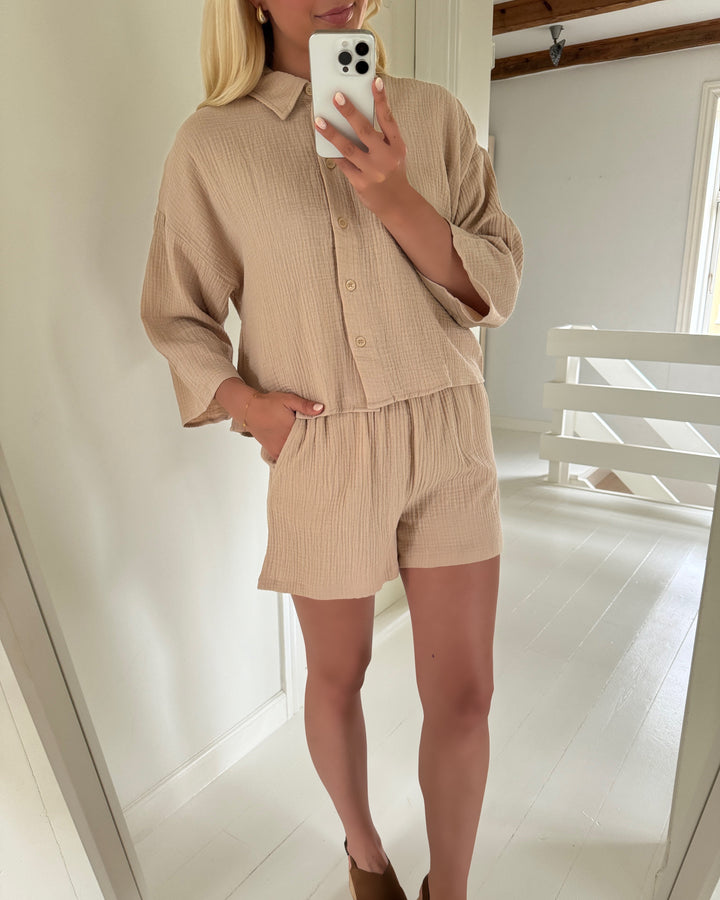 Vero Moda skjorte natali crop irish cream