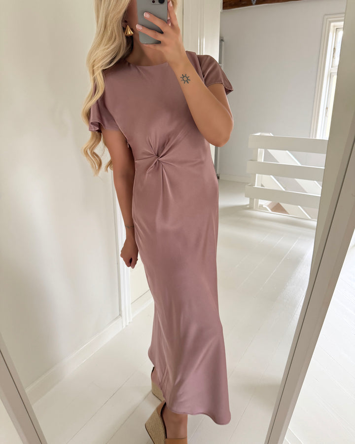 Sister's Point kjole gista-dr light rosa