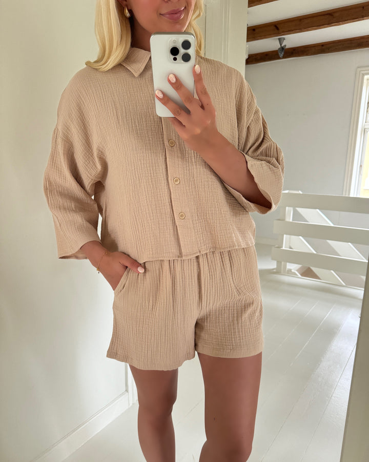 Vero Moda skjorte natali crop irish cream