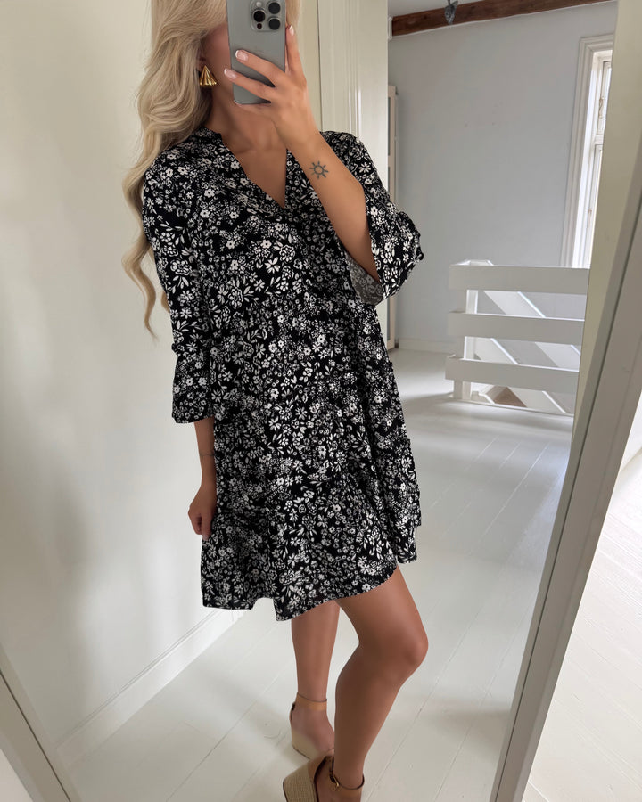 Vero Moda kjole easy joy 3/4 short black/pamela