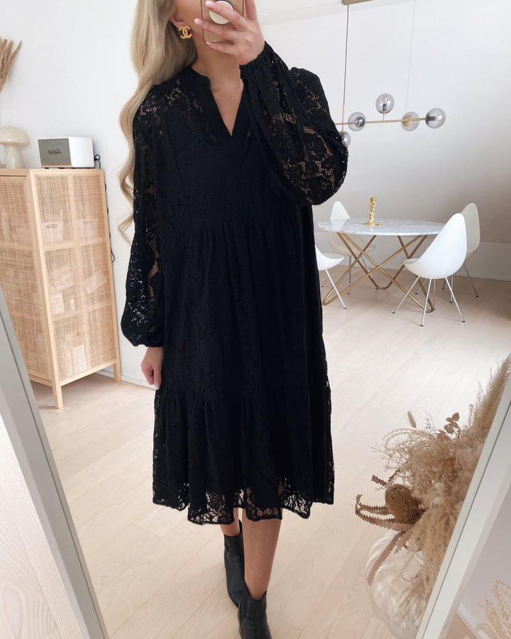 Love&Divine kjole love518-10 black