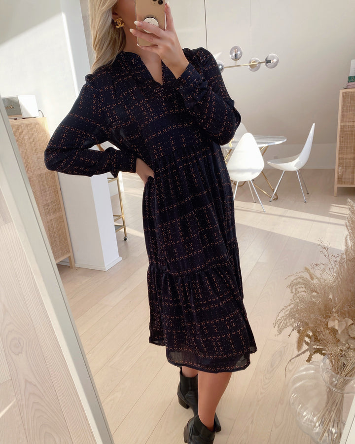 Love&Divine kjole love346-21 navy zig