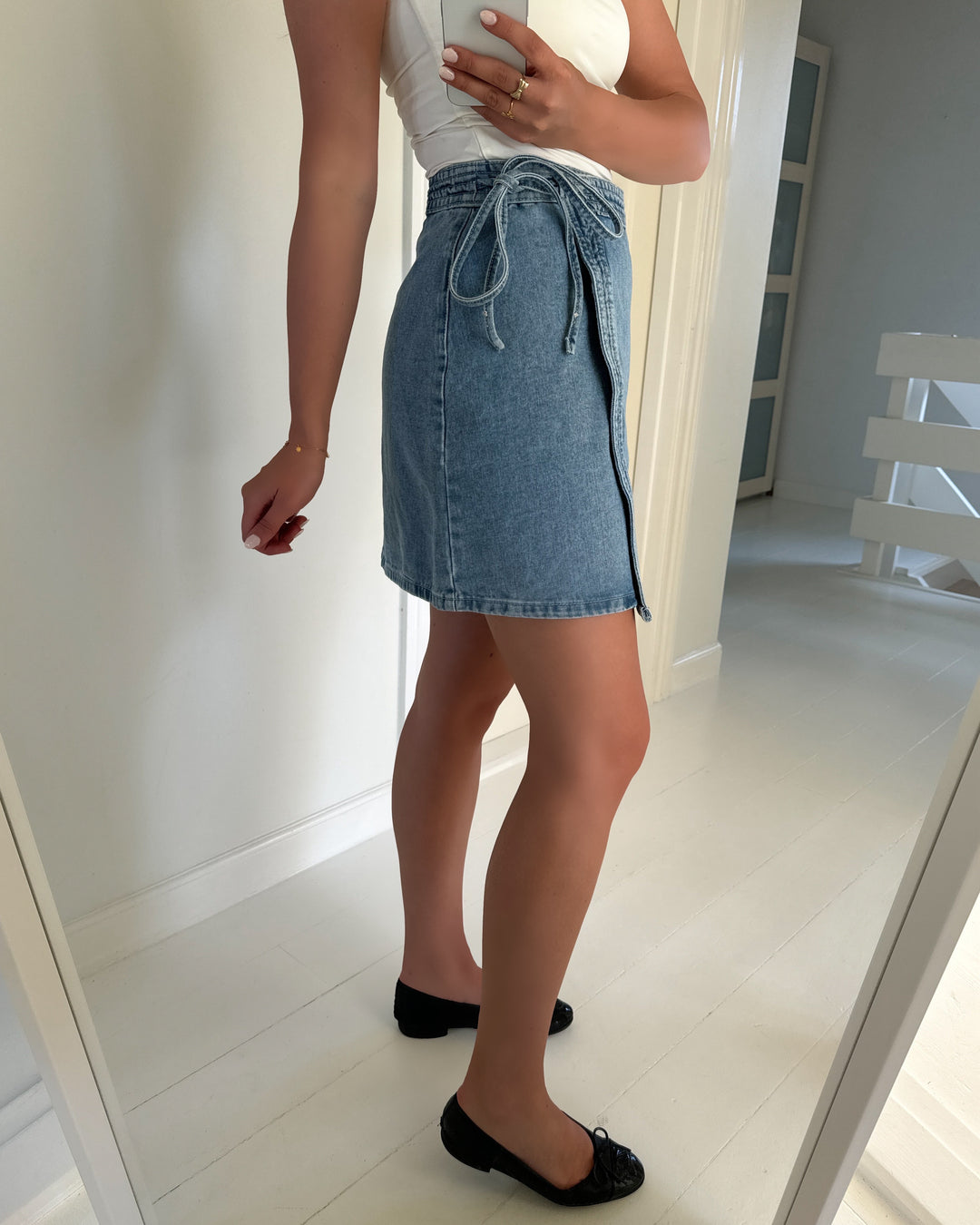 Vero Moda nederdel liza mr short denim wrap medium blue denim