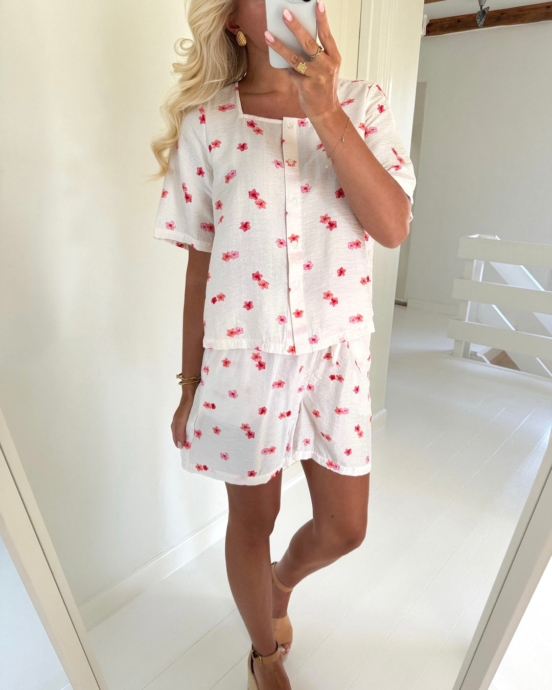 Vero Moda top odette 2/4 cloud dancer hibiscus