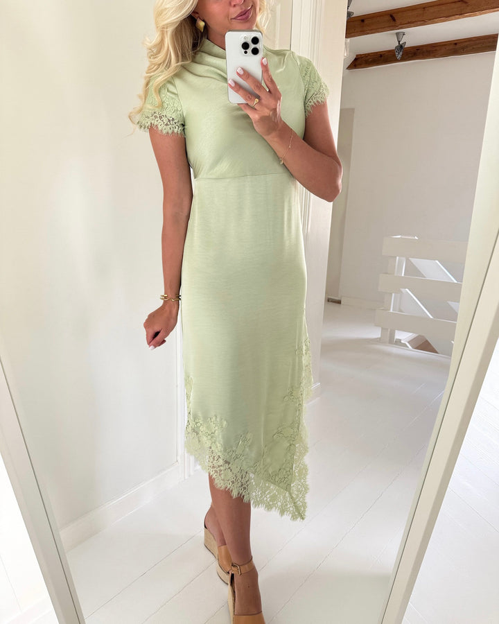 Vero Moda kjole rita cs lace maxi celadon green - FORUDBESTILLING LEV. UGE 23