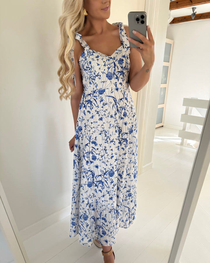 Y.A.S kjole elin star white/elin print