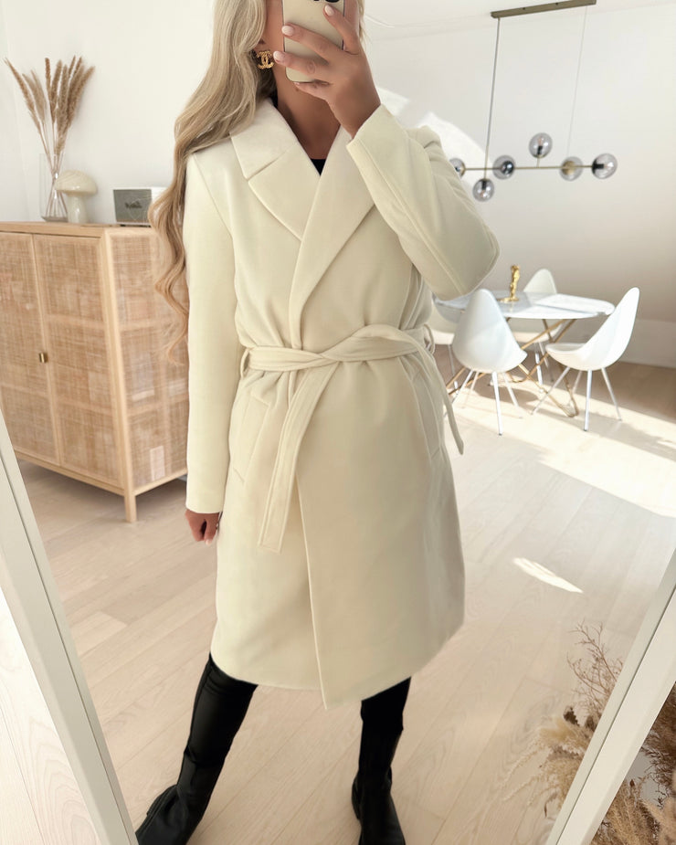 Newdannie tilde lapel trenchcoat papyrus