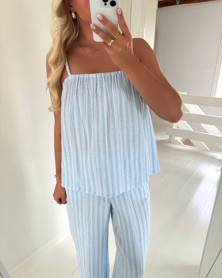 Vero Moda top nanna singlet wvn ga airy blue/snow white