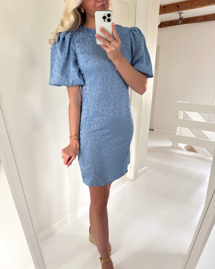 Y.A.S kjole anne ss powder blue