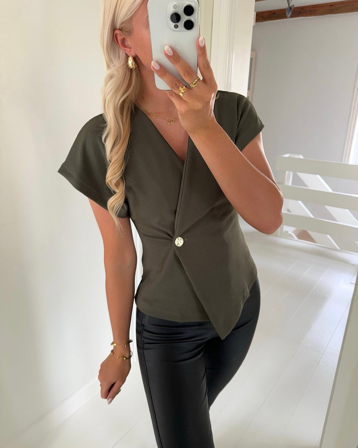 Sister’s Point top gevela-ve khaki green - FORUDBESTILLING LEV. UGE 37