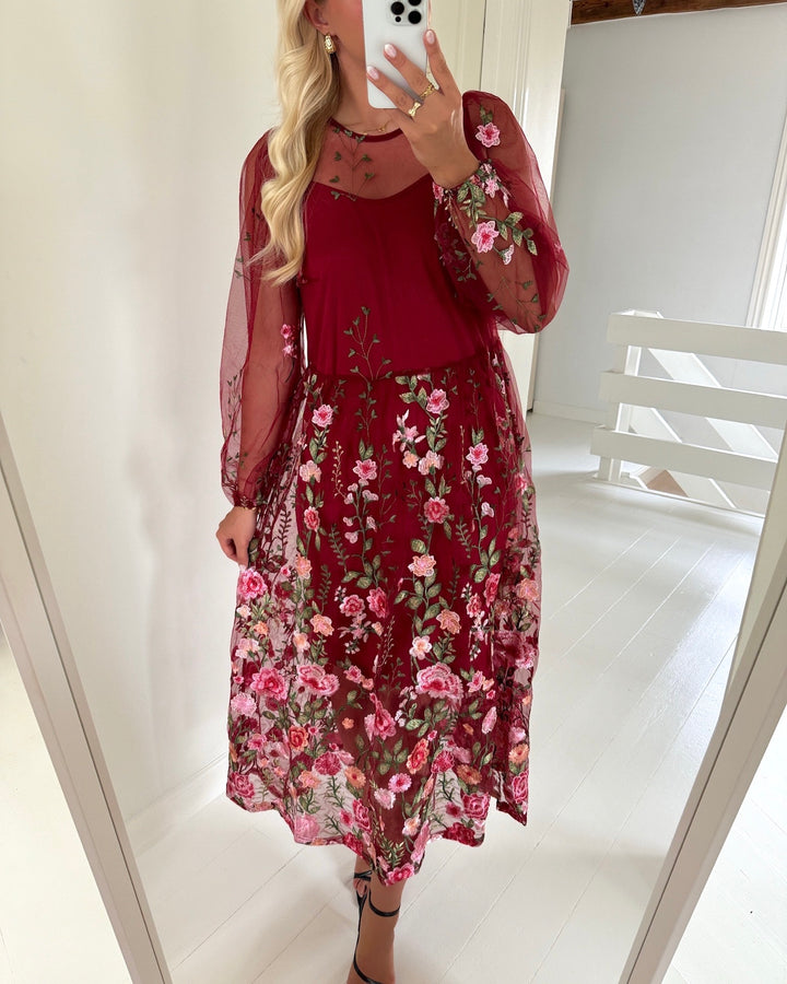 A-view kjole fuschia bordeaux/rose