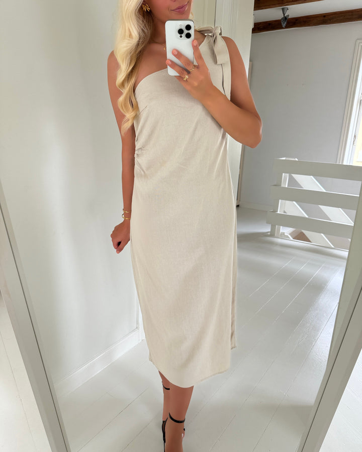 Vero Moda kjole jesmilo oneshoulder calf wvn exp oatmeal