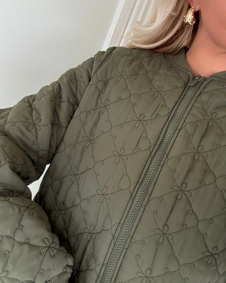 Vero Moda jakke ally ls quilted long olivine