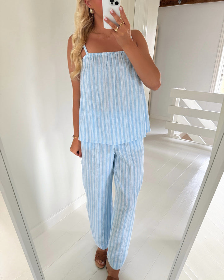 Vero Moda bukser nanna nw wide wvn ga airy blue/ snow white
