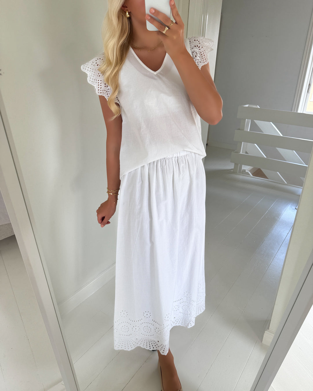 Only nederdel lou life emb long bright white