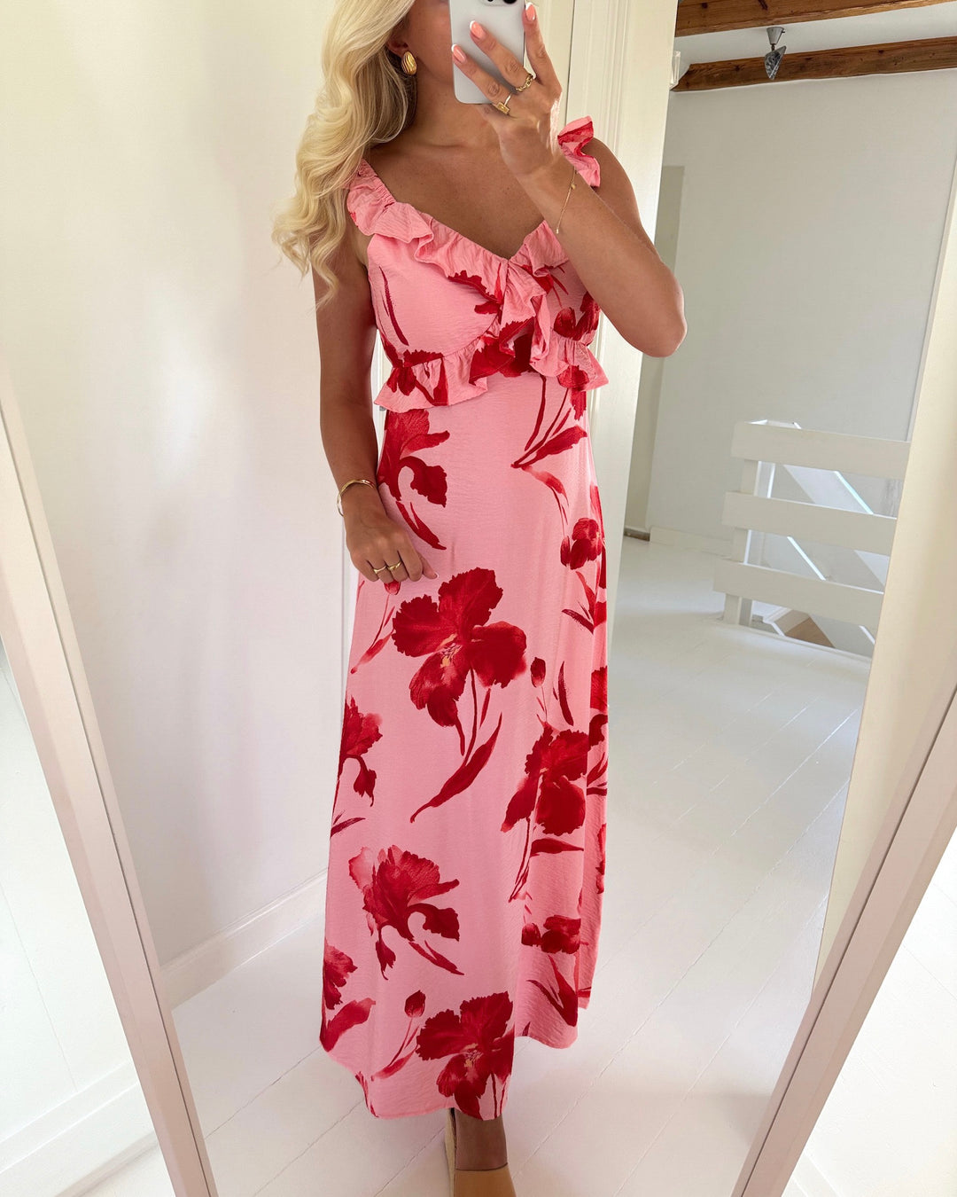 Only kjole hyaci sl frill long pink icing big red