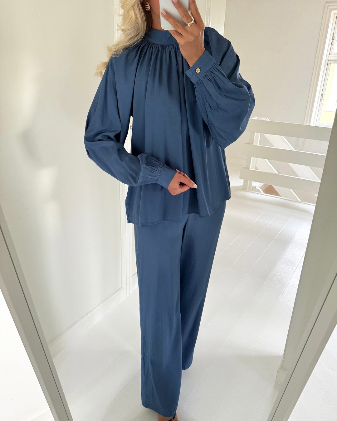 Love&Divine bluse love 1201 mid blue - FORUDBESTILLING LEV. UGE 48