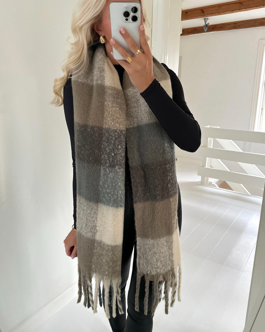 Vero Moda tørklæde ivy league balsam green/birch/laurel oak/asphalt