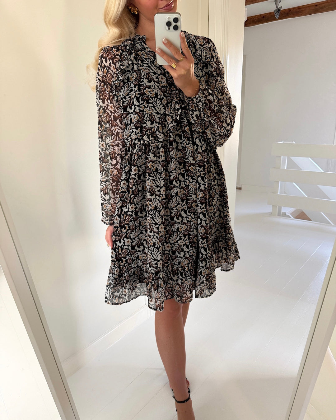 Sister's Point kjole usar paisley