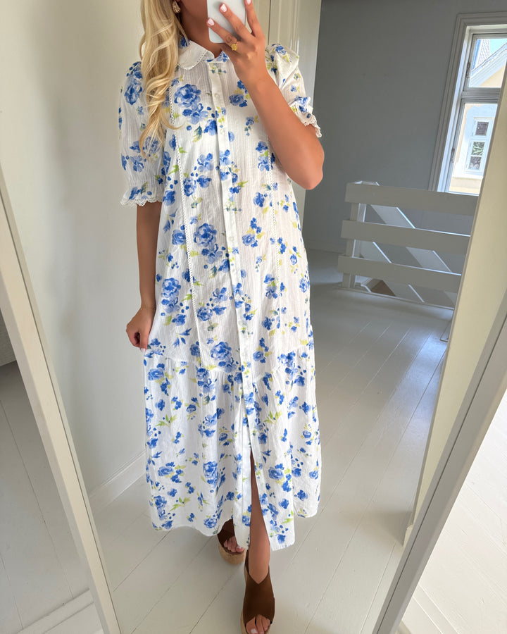 Vero Moda kjole gry 2/4 detail lace maxi wvn snow white/blue