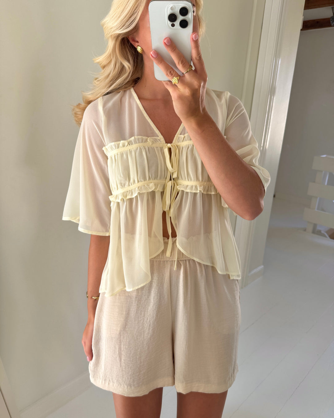 A-View top eloise pale yellow