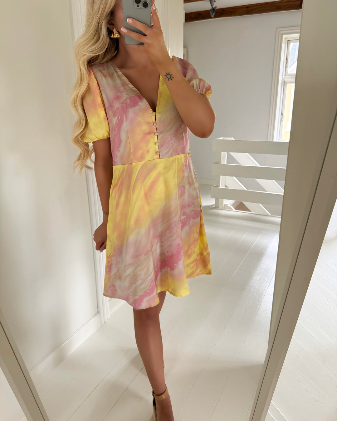 A-View kjole enitta short sleeve yellow/rose