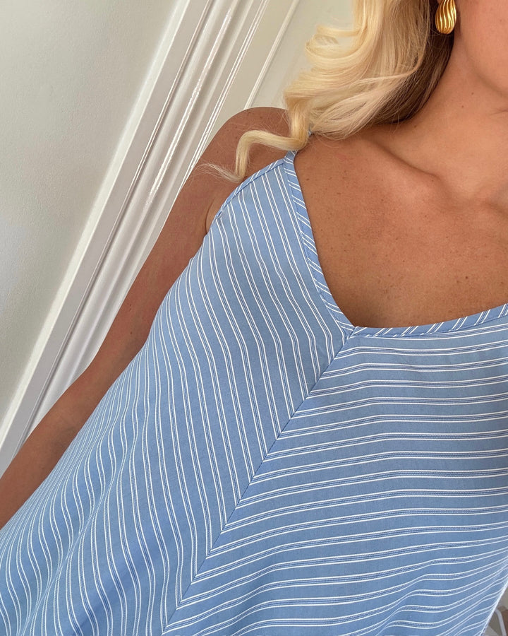 Sister's Point kjole enina-dr blue stripe