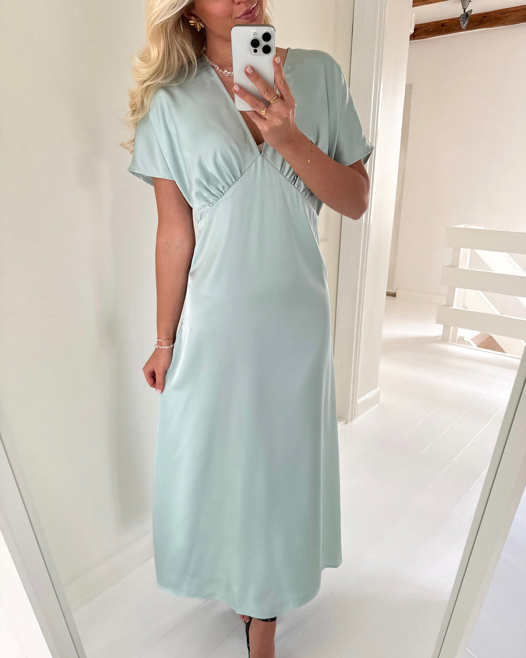 Y.A.S kjole satina ss ankle surf spray