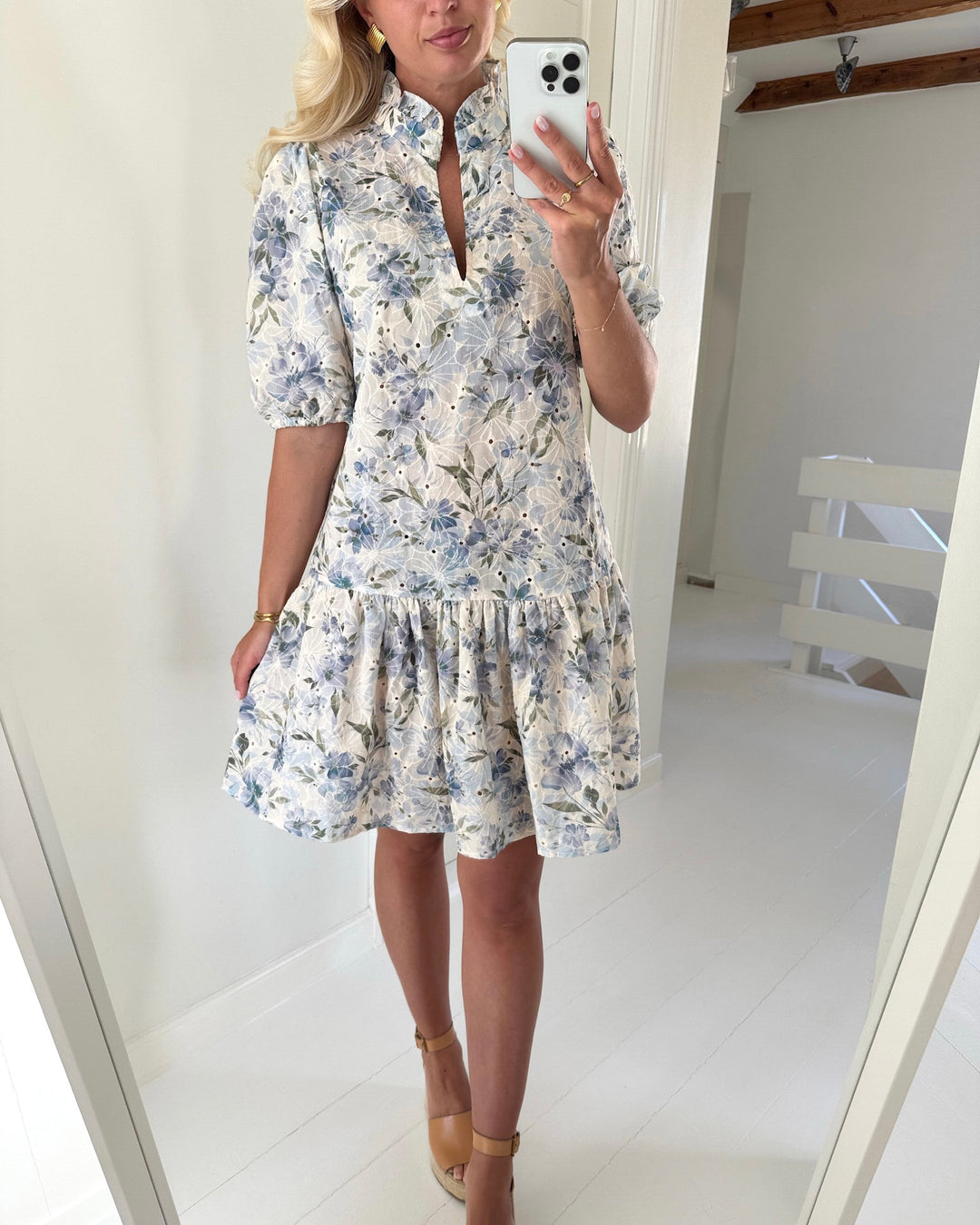 A-View kjole grete ss white/blue