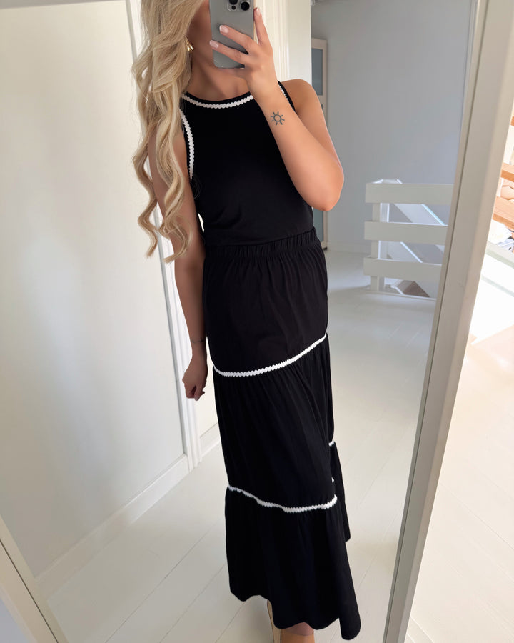 JDY nederdel erin contrast black/cloud dancer