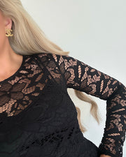 Delia dress black