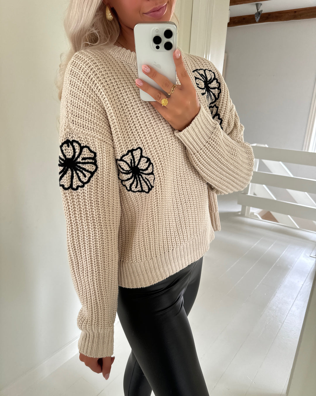 Vero Moda sweater laura ls o-neck boo birch/w. black