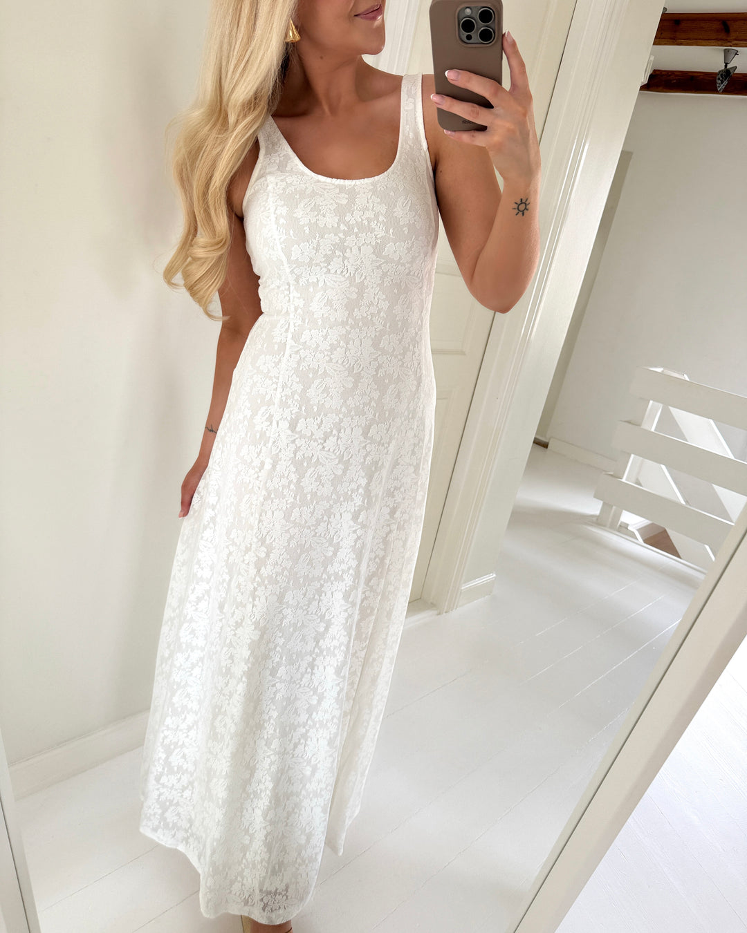 Vero Moda kjole salina sl lace cloud dancer