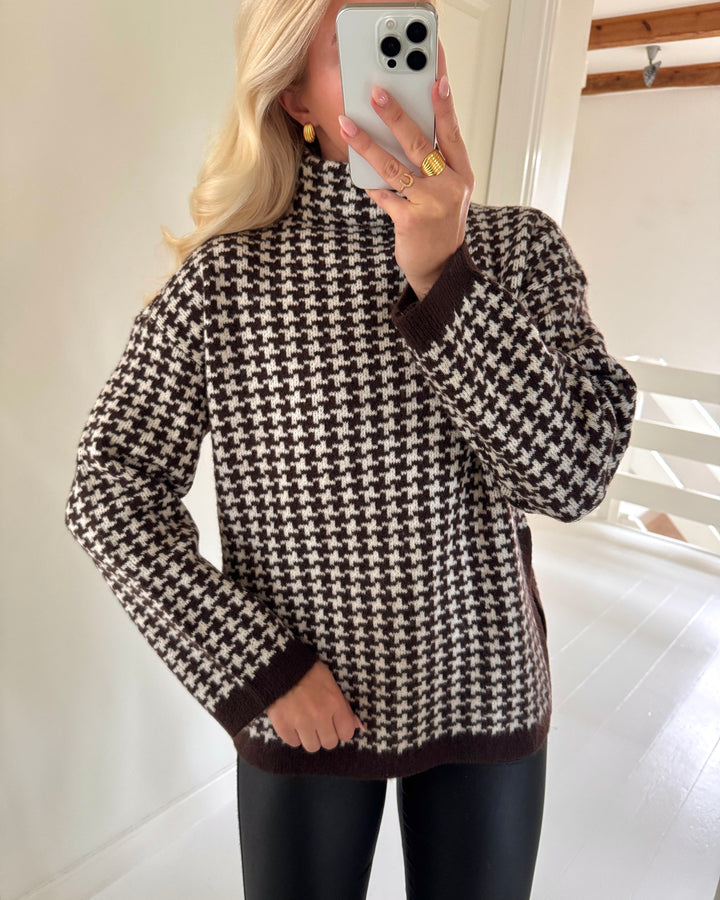 Vero Moda striktrøje como ls funnelneck chocolate torte w. birch