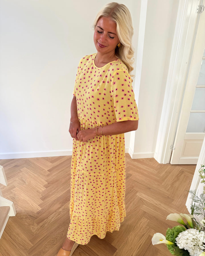 Pieces kjole evie ss ankle french vanilla/flower